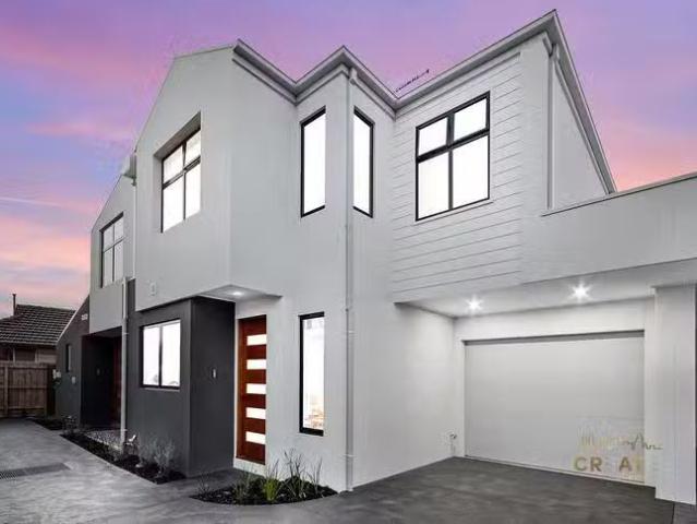 Unique 3 BR 2/19 Lodden Street, Sunshine North, VIC 3020