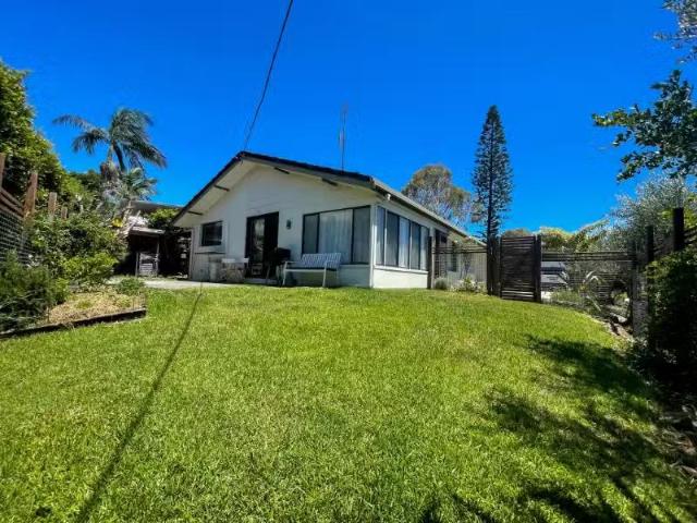 Just in! 3 BR 2/28 Gibson street, Kingscliff Townhouse for ren.