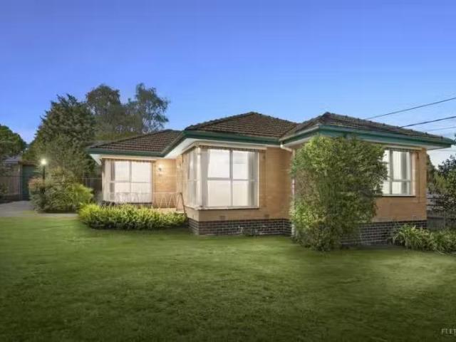 New 3 BR 22 Williams Road, Mooroolbark VIC 3138 House Auction