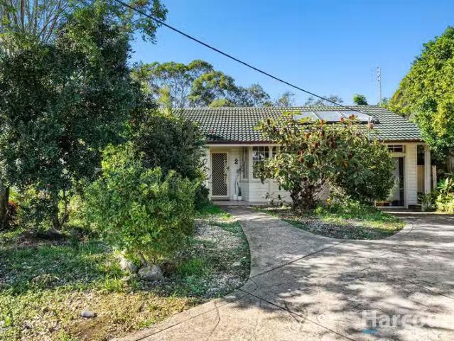 Cheap 3 BR 2 Robertson Street, Valentine, NSW 2280 House for.