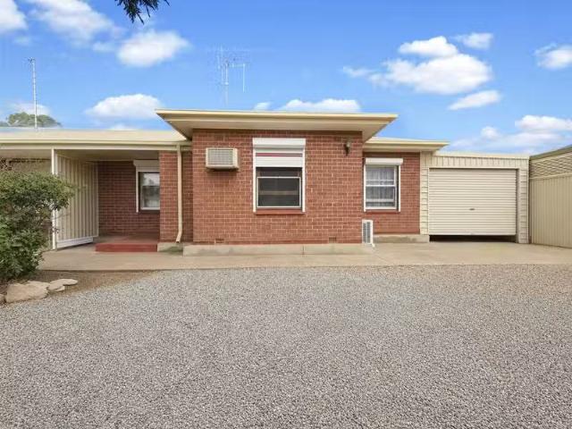 Deal! 3 BR 35 Loveday Street, WHYALLA NORRIE, SA 5608 House.