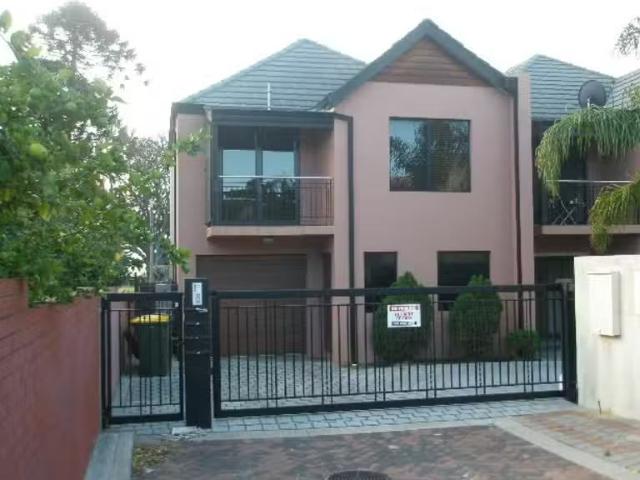 Unique 3 BR 30 Oak Lane, WEST PERTH Townhouse for rent Listed.