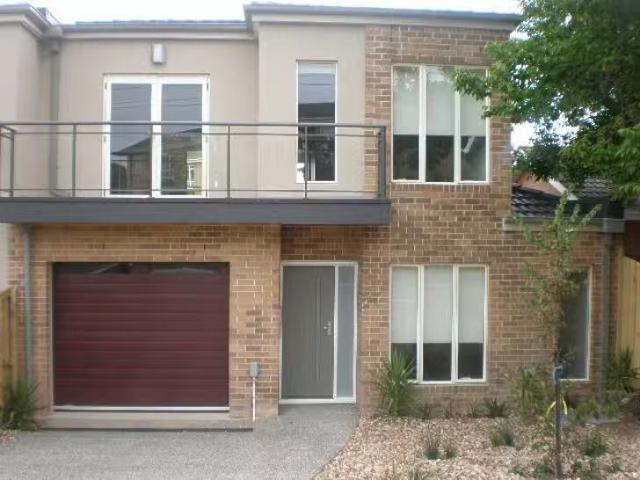 Charming 3 BR 3/20 Beetham Parade, Rosanna, VIC 3084