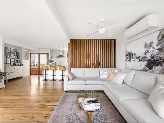 Charming 3 BR 3 Nimoola Road, Engadine House for rent Listed.