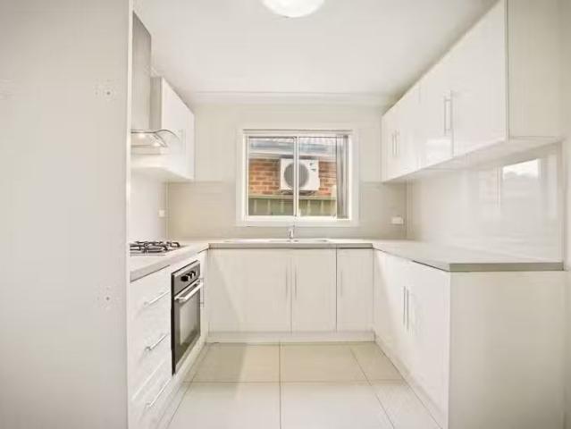 Nice 3 BR 44a/44 Sandringham Street, St Johns Park, NSW 2176.