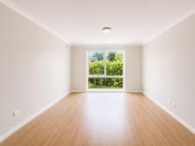 Nice 3 BR 46 Broome Street, MAROUBRA House for rent Listed by.