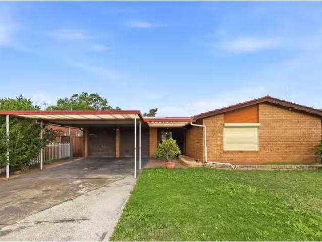 Charming 3 BR 46 Corinda Street, ST JOHNS PARK House for rent.
