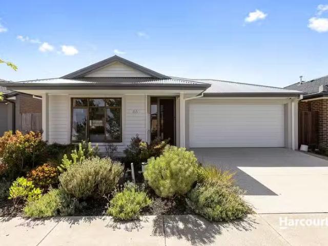 Just in! 3 BR 46 Fawkner Crest, Armstrong Creek, VIC 3217 Ho.