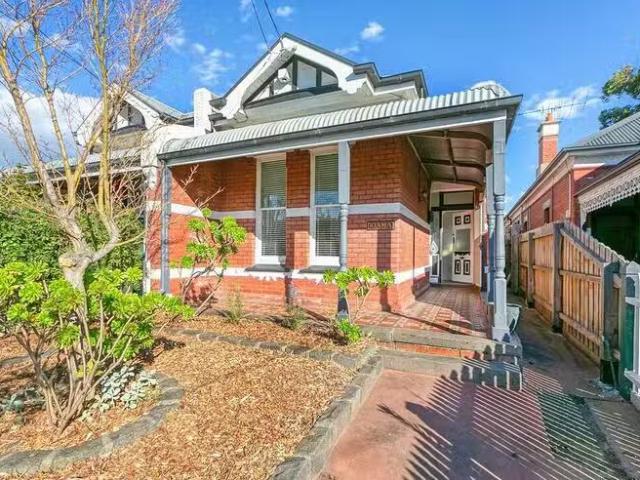 Cozy 3 BR 47 Arthurton Road, Northcote, VIC 3070