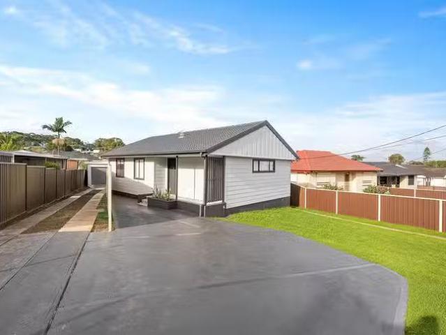 Cheap 3 BR 49 Strickland Crescent, Ashcroft, NSW 2168