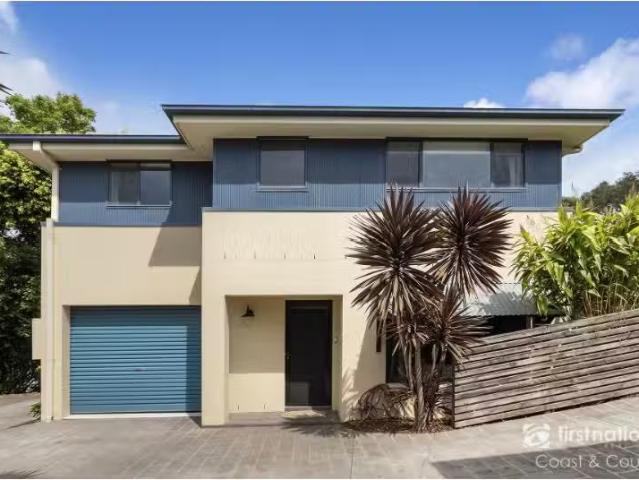 Charming 3 BR 4/110 112 Belinda Street, Gerringong Townhouse f.