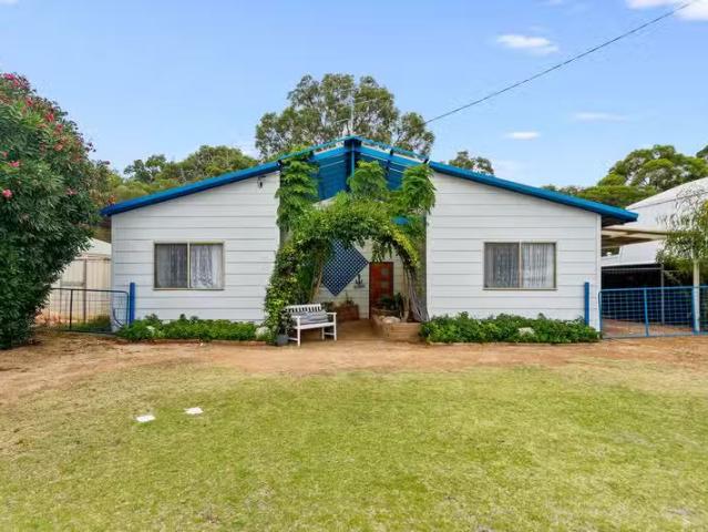 New 3 BR 42 Fairway Terrace, PRESTON BEACH, WA 6215 House fo.