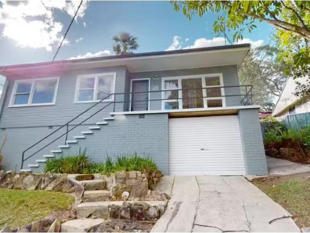 Unique 3 BR 42 Faul Street, Adamstown Heights House for rent.