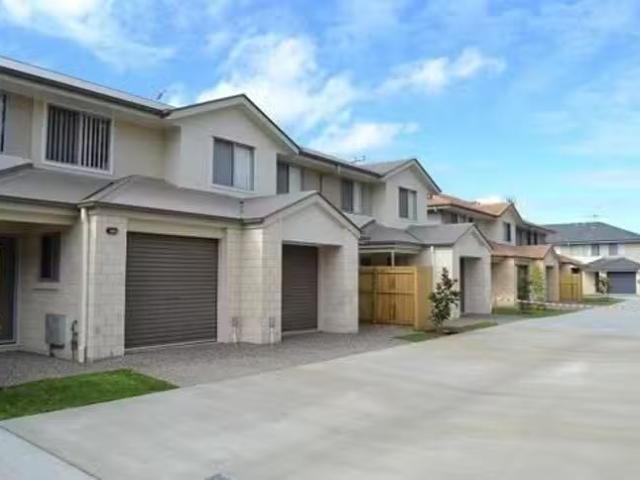 Cheap 3 BR 43/8 Sue Court, Runcorn, QLD 4113