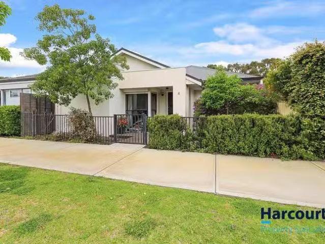 Cheap 3 BR 4 Grasstree Lane, Success, WA 6164