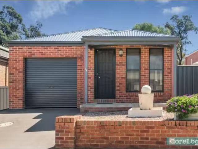 Just in! 3 BR 4A Alfreda Place, Golden Square House for rent.