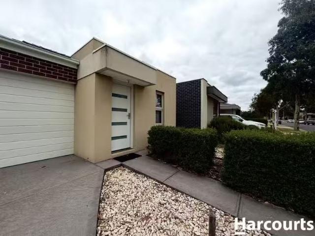 Cheap 3 BR 56 Perennial Drive, TRUGANINA, VIC 3029 House for.