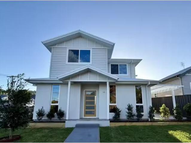 Deal! 3 BR 58 Bridge Street, Waratah House for rent Listed by.
