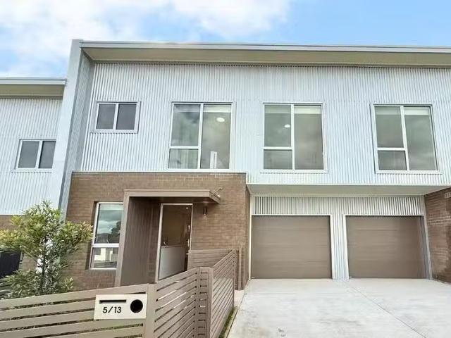 Rental! 3 BR 5/13 Oxford Street, Gateshead, NSW 2290