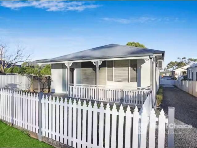 Rental! 3 BR 51 Addison Street, Shellharbour House for rent L.