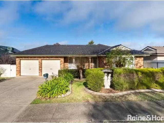 Rental! 3 BR 53 Kimberley Drive, TATTON House for rent Listed.