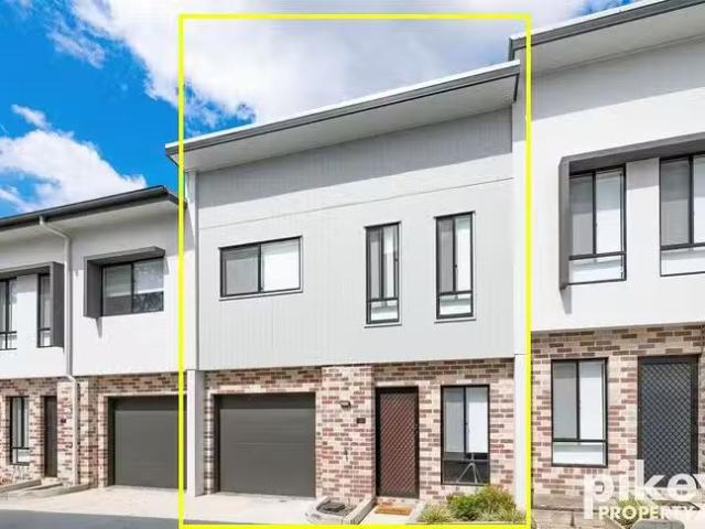Cozy 3 BR 6/71 Amy Street, Morayfield, QLD 4506