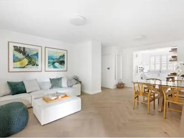 Unique 3 BR 6/10 12 Liverpool Street, Rose Bay Apartment for r.