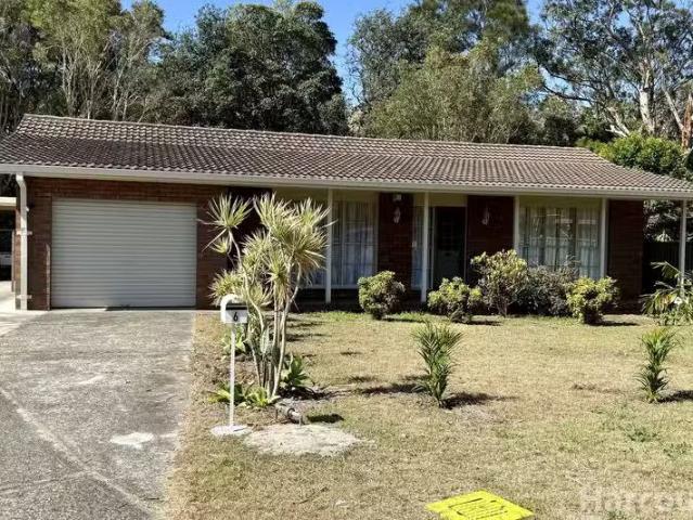 Just in! 3 BR 6 Francis Harris Close, South West Rocks, NSW 24.