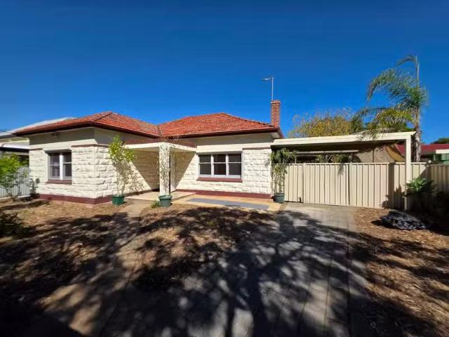 Charming 3 BR 763 Torrens Road, ALBERTON, SA 5014 House for.