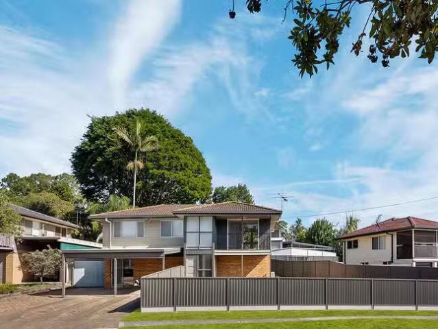 Charming 3 BR 73 Woodlands Drive, Rochedale South, QLD 4123