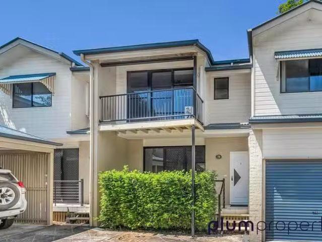 Nice 3 BR 8 Soudan Street, Toowong, QLD 4066