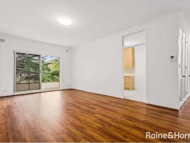 For Rent! 3 BR 9/51 Noble Street, ALLAWAH House for rent List.