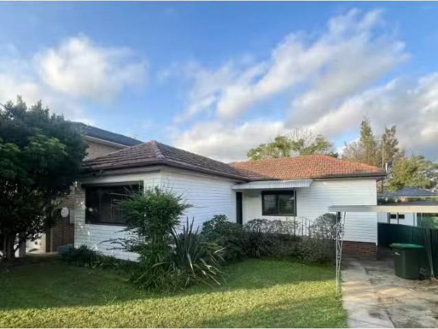 Nice 3 BR 9 Boyle Street, Ermington House for rent Listed by.