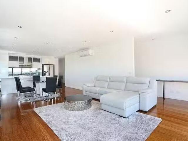 Unique 3 Caroline Drive, Templestowe Lower, VIC 3107