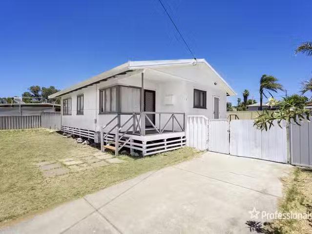 Cheap 3 Petchell Street, Rangeway, WA 6530