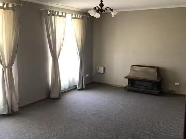 Just in! 3 Quadrant Terrace, Seaford, SA 5169