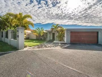 Cheap 3 Redwood Place, Molendinar, QLD 4214