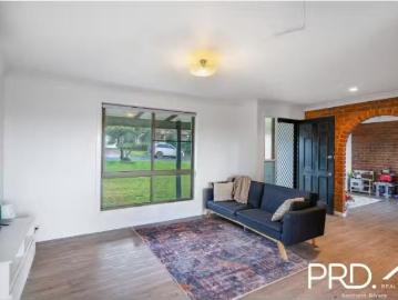 Just in! 3 Sunset Place, CASINO House for rent Listed by Kell.