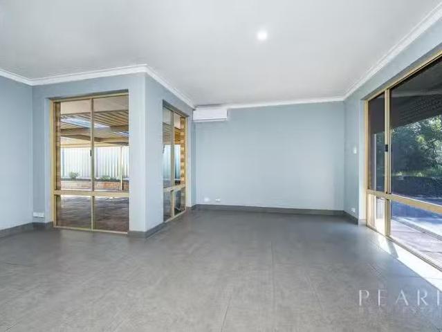 Unique 3 Tagus Court, Beechboro, WA 6063