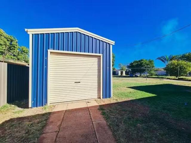 Cheap 3 Tarakan Street, Soldiers Hill, QLD 4825