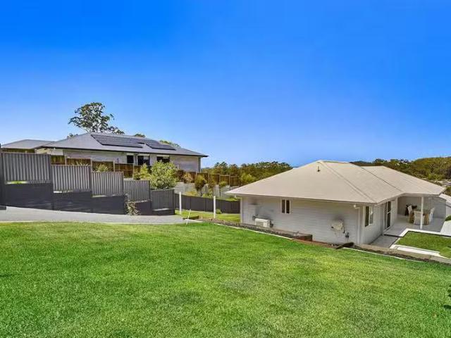 Cozy 3 Teske Drive, Palmwoods, QLD 4555