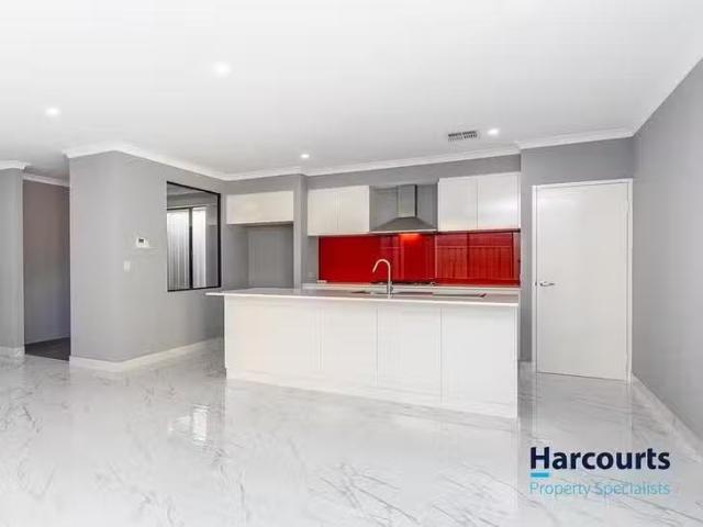 Deal! 3 Wye View, Success, WA 6164