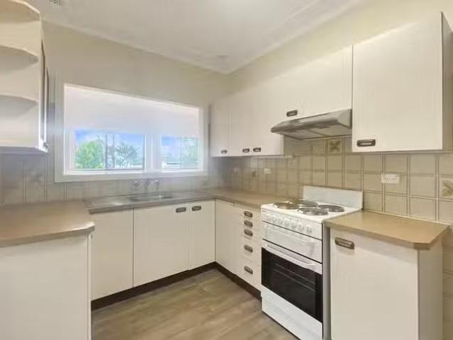 Nice 3 Wallawa Avenue, Engadine, NSW 2233