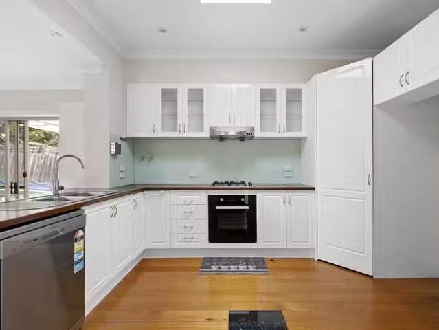 Deal! 3 Willurah Street, Forest Hill, VIC 3131
