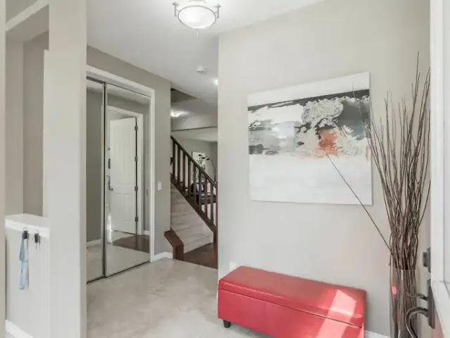 For Rent 3.5 Bedroom House Airdrie AB DS104985979