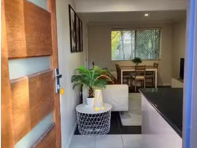 Rental! UNDERWOOD Apartment for rent Listed by For Rent of Fo.