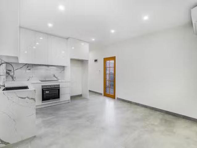Rental! A/20 Pacific Palms Circuit, Hoxton Park, NSW 2171