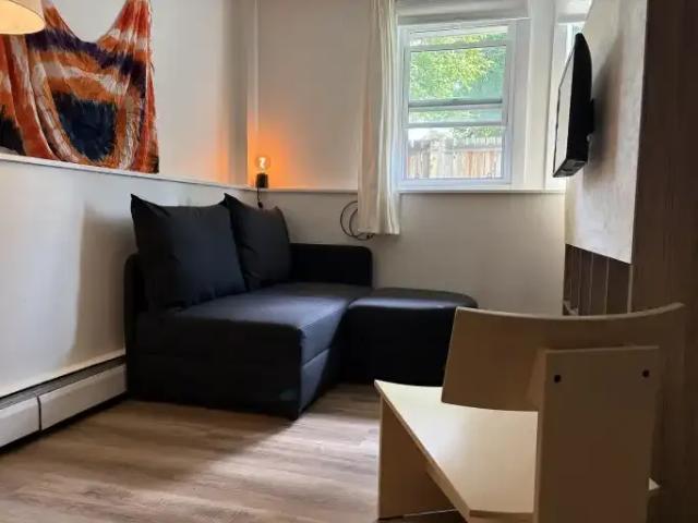For Rent Apartment Calgary AB DS104957305