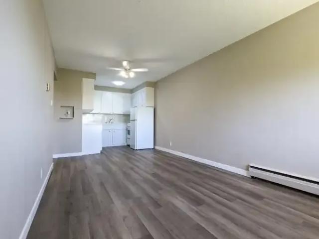 For Rent Apartment Edmonton AB DS97940117