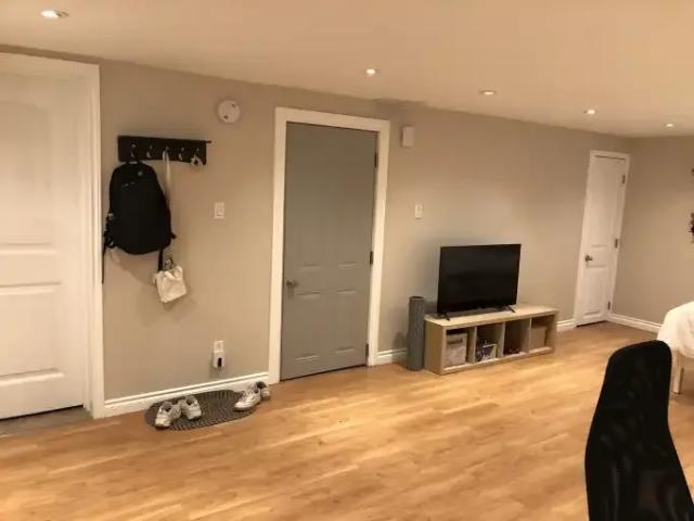 For Rent Apartment Edmonton AB DS104876840